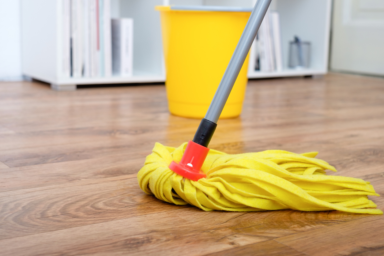Vergelijkbaar Ijver Lil Je parket schoonmaken: 5 tips van onze experts